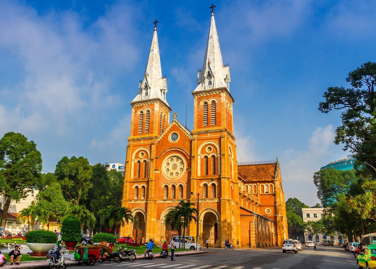 THE PULSE OF SOUTHERN VIETNAM: FROM VIBRANT SAIGON TO MEKONG SERENITY (4 DAYS 3 NIGHTS: HO CHI MINH CITY - CU CHI TUNNELS - MEKONG DELTA) from 159 USD/person only 